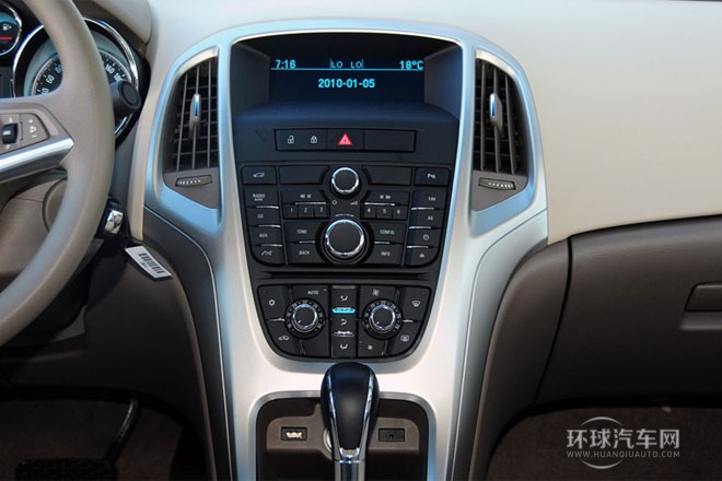 2013款 1.6L 自動(dòng) 時(shí)尚型