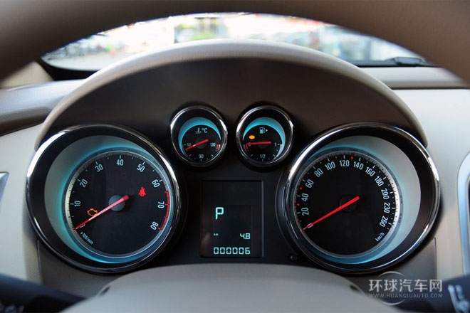 2013款 1.6L 自動 時(shí)尚型