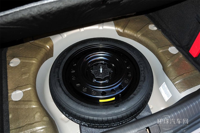 2014款 2.0L 自動 領(lǐng)先時(shí)尚型