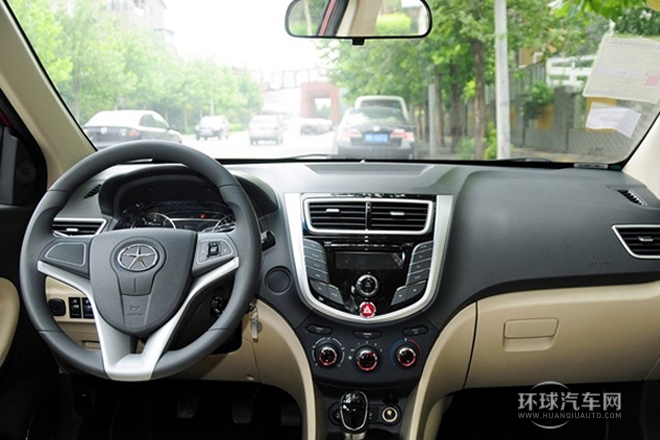 2013款 1.5L 手動(dòng)豪華型