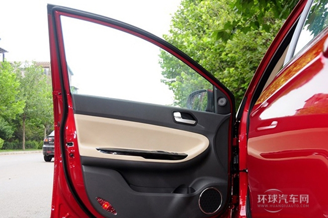 2013款 1.5L 手動(dòng)豪華型