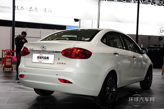 2013款 1.5L 手動(dòng)尊貴型