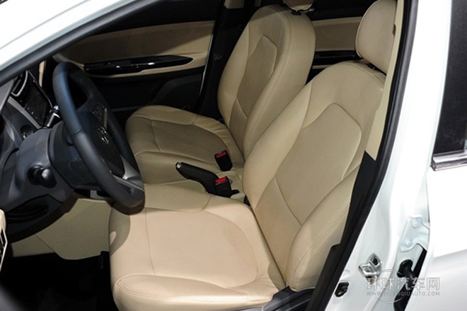 2013款 1.5L 手動(dòng)尊貴型