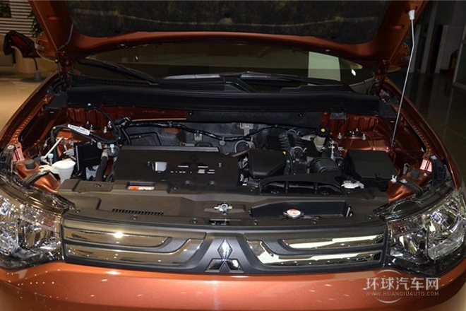 2013款 2.4L 四驅(qū)豪華導(dǎo)航版 7座