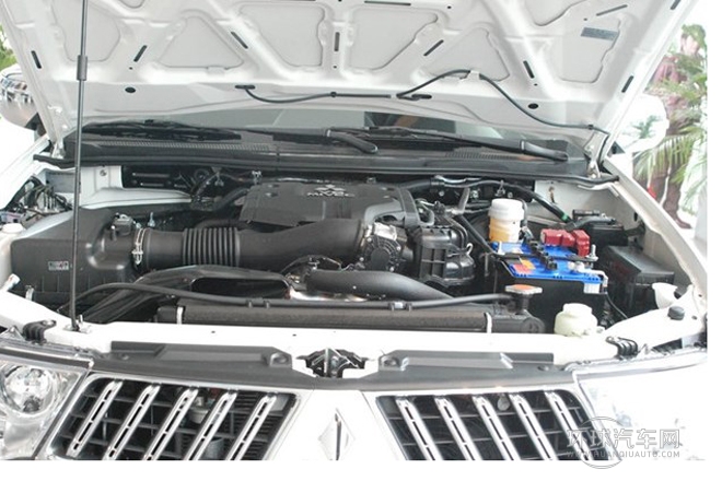 2011款 3.0L 運(yùn)動導(dǎo)航版