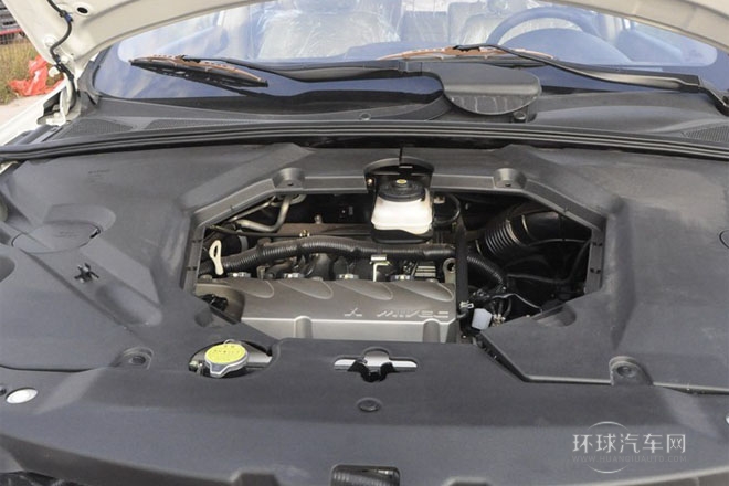 2013款 白金版 2.4L 自動尊享型