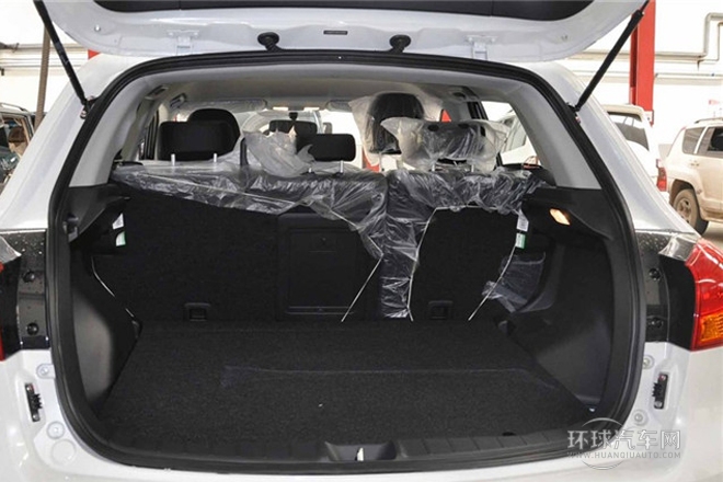 2013款 1.6L 手動(dòng)兩驅(qū)標(biāo)準(zhǔn)版