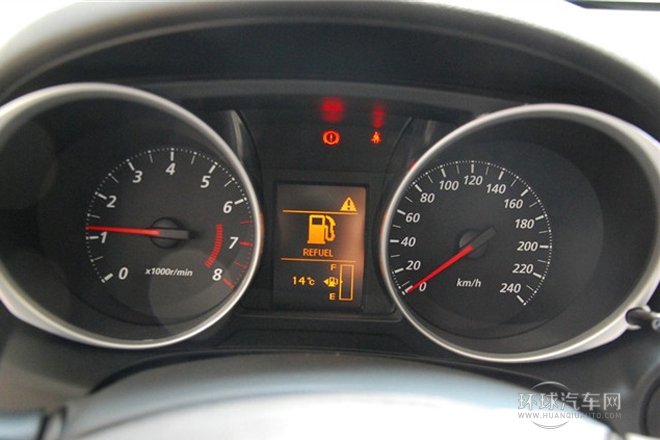 2013款 1.6L 手動(dòng)兩驅(qū)標(biāo)準(zhǔn)版