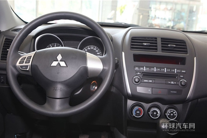 2013款 1.6L 手動(dòng)兩驅(qū)標(biāo)準(zhǔn)版