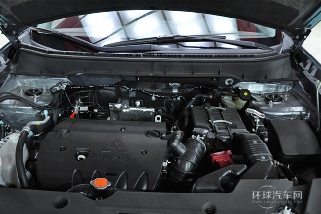 2013款 2.0L 自動四驅(qū)尊貴版