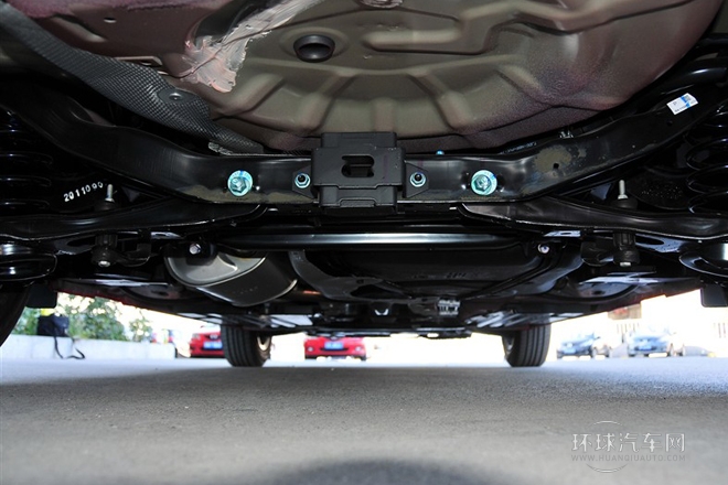 2011款 三廂 1.6L 自動(dòng)舒適型