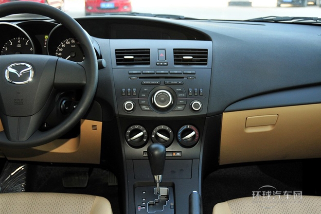 2011款 三廂 1.6L 自動(dòng)舒適型