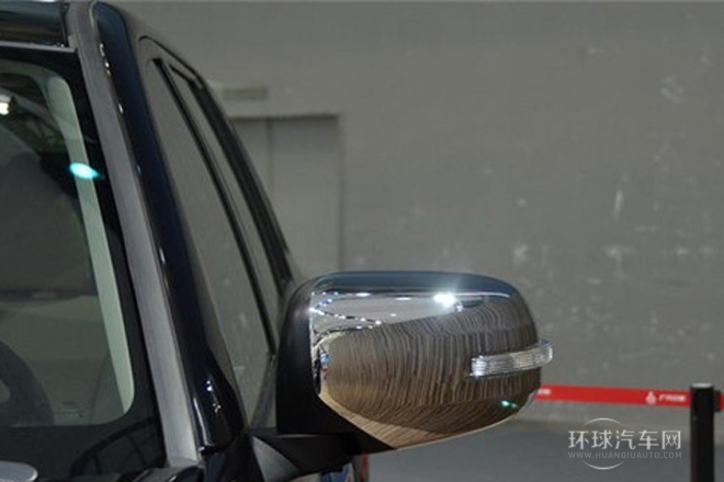 2014款 3.0L 自動四驅(qū)行政版
