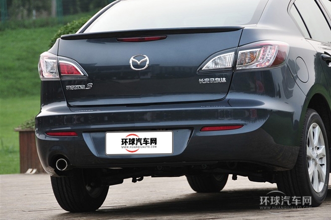 2011款 三廂 2.0L 手動運(yùn)動型