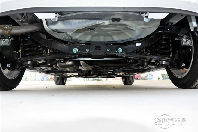 2012款 兩廂 2.0L 手動(dòng)運(yùn)動(dòng)型
