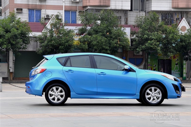 2012款 兩廂 2.0L 自動(dòng)豪華型