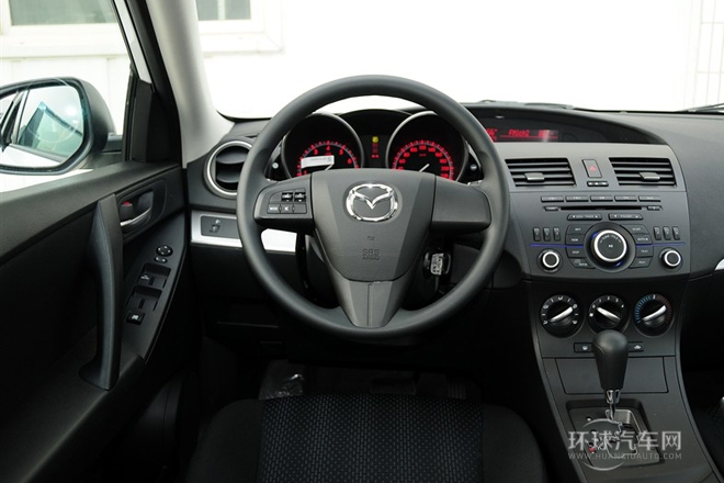 2013款 兩廂 1.6L 自動(dòng)精英型