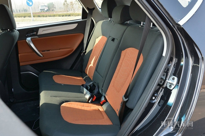 2014款 2.0L 手動(dòng)尊貴版