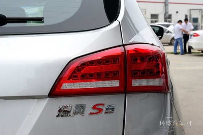 2014款 2.0T 手動(dòng)新銳版