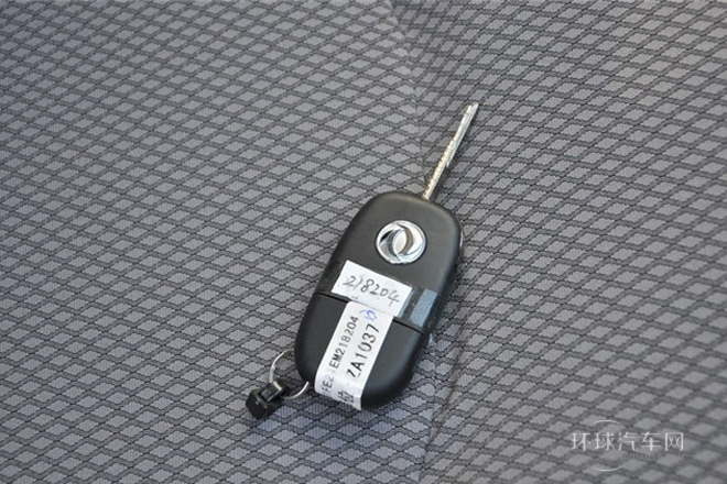 2014款 1.6L 手動(dòng)感恩版CNG