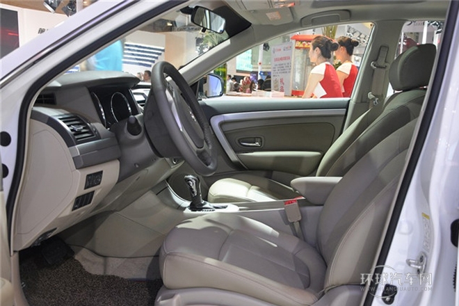2014款 1.6L 自動(dòng)豪華型