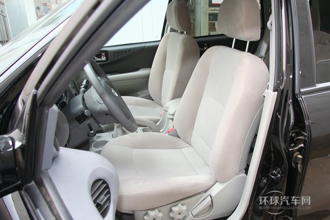 2013款 2.4L 四驅(qū)豪華版