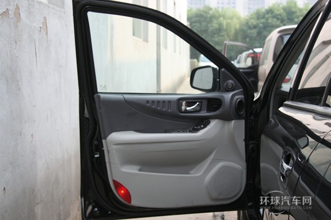 2013款 2.4L 四驅(qū)豪華版