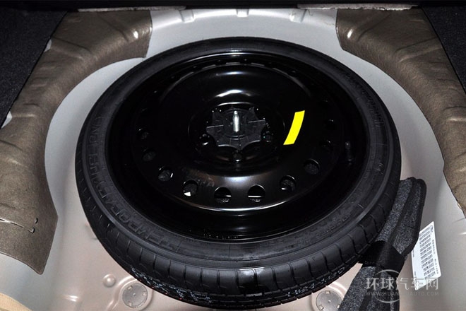 2013款 2.4L SIDI領(lǐng)先舒適型
