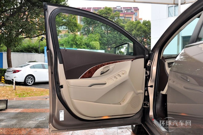2013款 2.4L SIDI領(lǐng)先舒適型