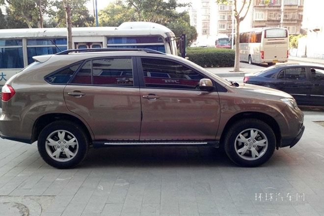 2013款 勁悅版 2.4L 手動尊貴型