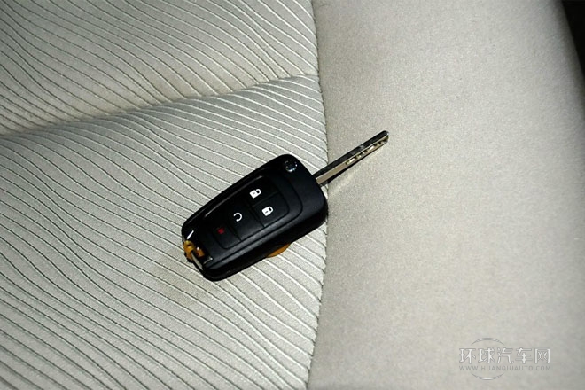 2013款 2.4L CT豪華商務(wù)舒適版
