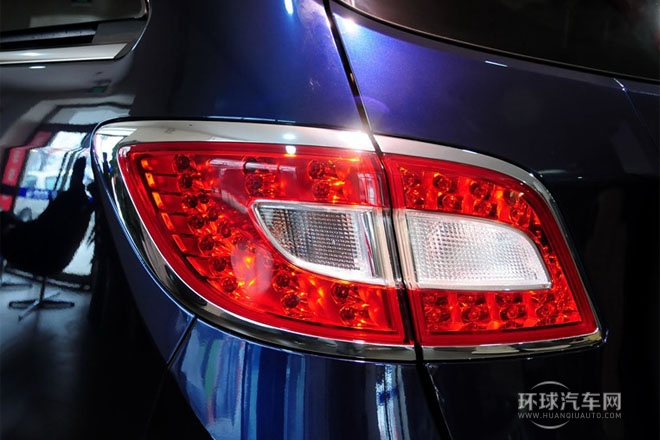 2013款 2.4L LT豪華商務(wù)行政版