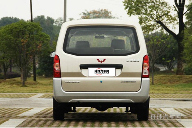 2012款 1.5L加長(zhǎng)基本型