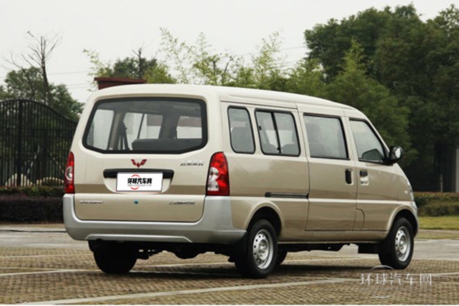 2012款 1.5L加長(zhǎng)基本型
