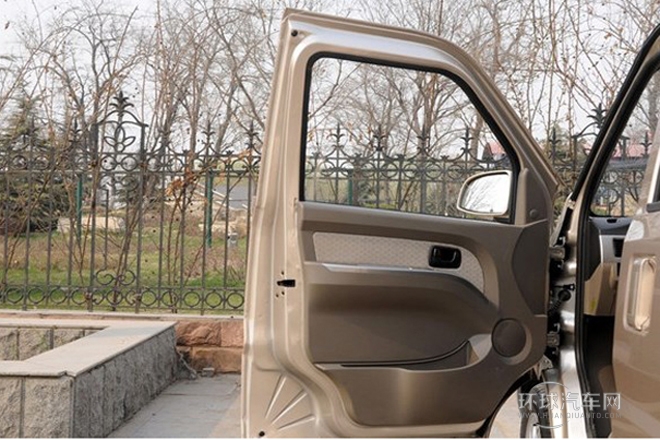 2011款 1.2L標(biāo)準(zhǔn)型
