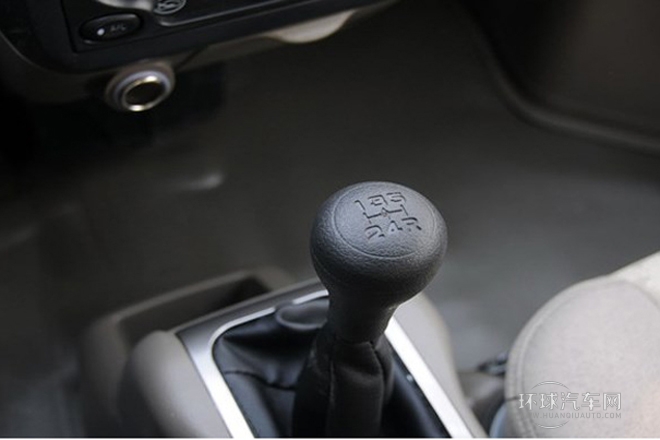 2011款 1.2L標(biāo)準(zhǔn)型