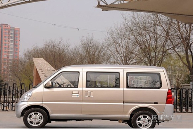 2011款 1.2L標(biāo)準(zhǔn)型