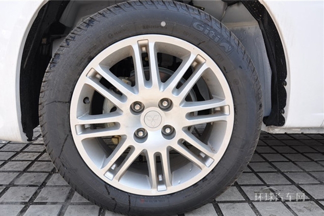 2012款 1.6L 手動(dòng)舒適版Sei