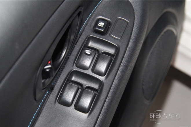 2012款 1.6L 手動(dòng)豪華版Exi