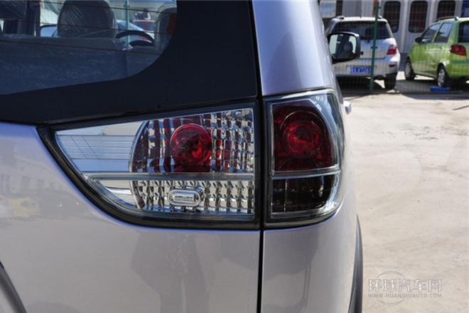 2011款 2.0L 手動擋經(jīng)典型