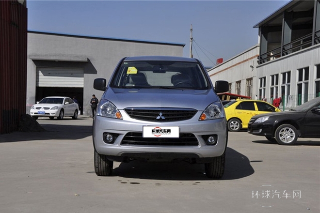 2011款 2.0L 手動(dòng)擋經(jīng)典型