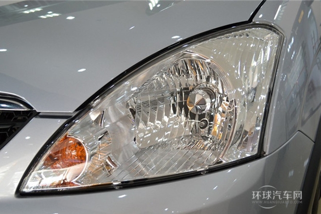 2011款 2.0L 自動(dòng)擋旗艦型