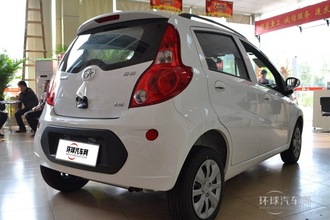 2013款 國(guó)際版 1.0L 舒適型