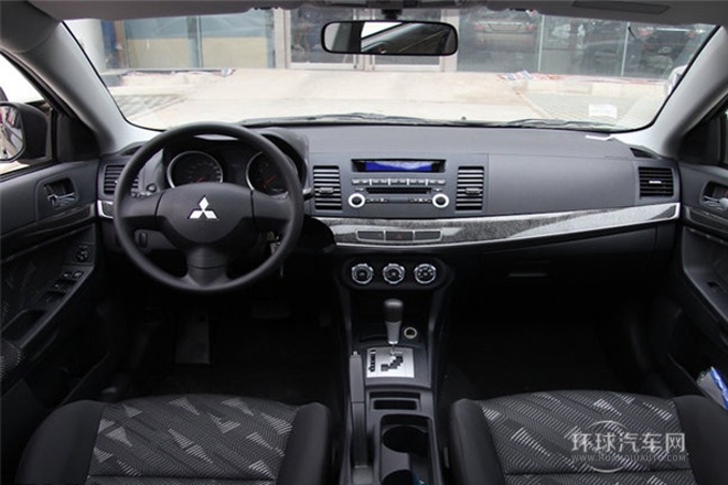 2013款 時(shí)尚版 1.8L CVT舒適型