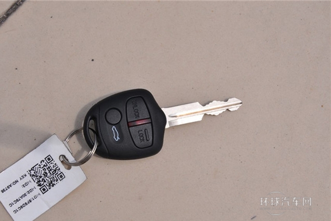 2013款 1.6L 手動(dòng)舒適型