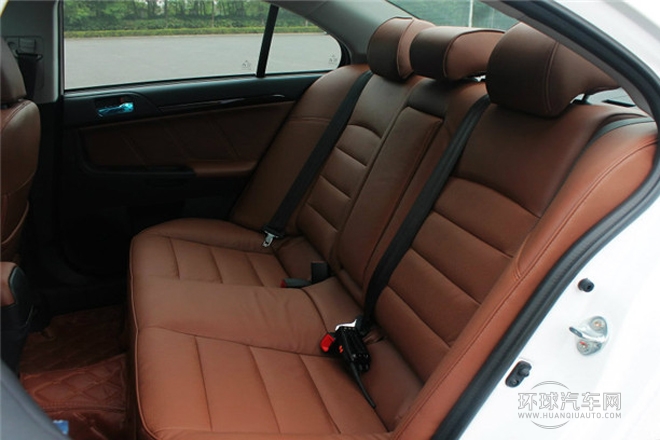 2013款 1.8L 自動(dòng)豪華型 國(guó)V