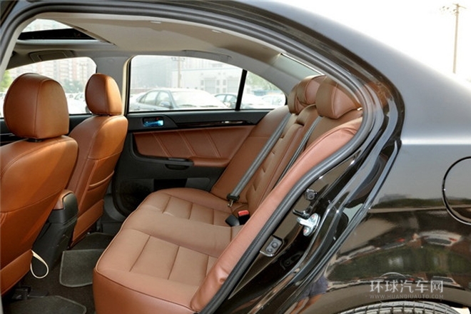 2013款 1.8L 自動(dòng)旗艦型 國(guó)V