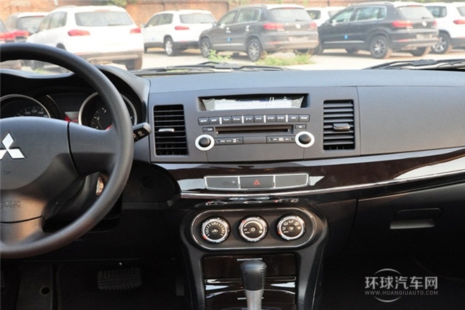 2013款 1.8L 自動(dòng)旗艦型 國V