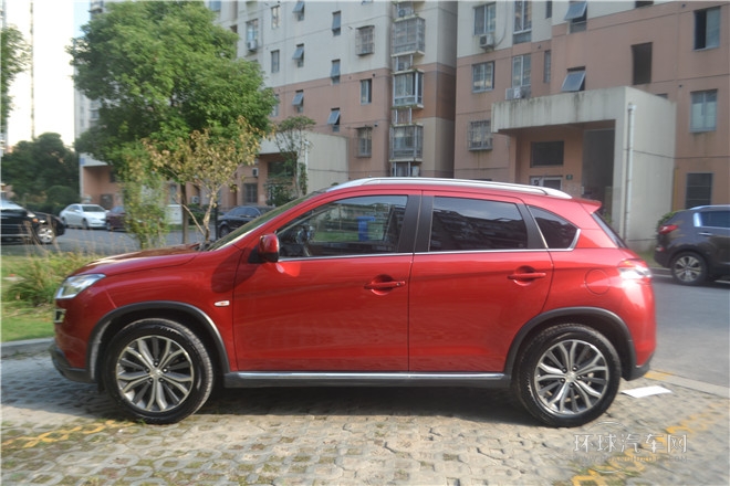 2013款 2.0L 四驅(qū)豪華型