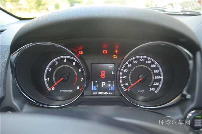 2013款 2.0L 四驅(qū)豪華型